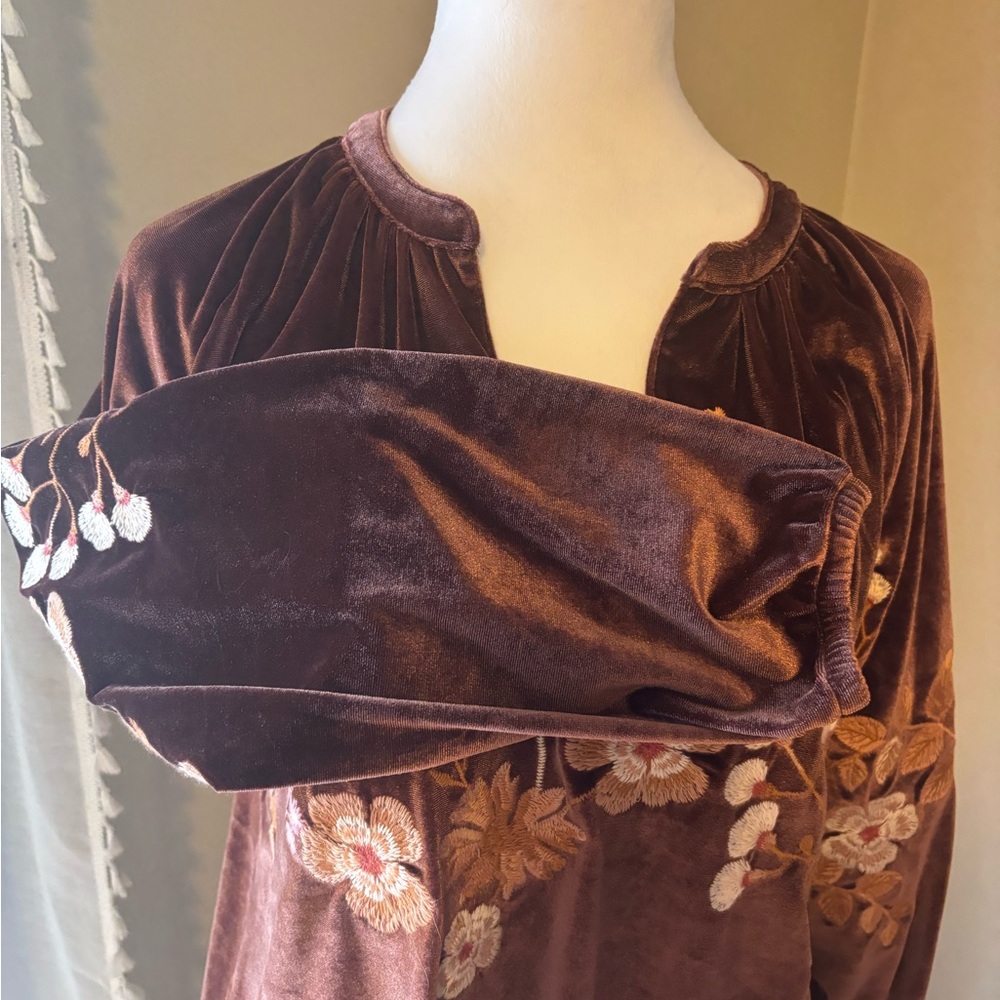 Spartina 449 Velvet Top in Rich Brown - Picture 4 of 5